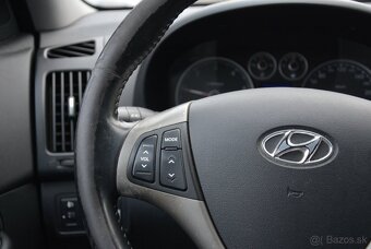 Hyundai i30 CW 1.6 Crdi - 9