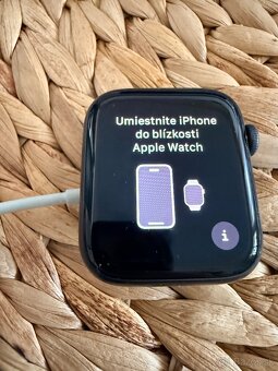 Apple Watch SE 44 mm - 9