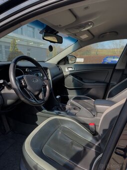 KIA OPTIMA SK auto 2. Majitel 206 000 km - 9
