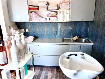 Luxusný kadernícky salón, barber, kozmetický salón/ postúpen - 9