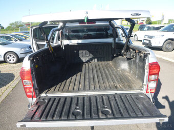 Isuzu DMax Twin turbo 2.5 Tdi 120 kw 2013 - 9