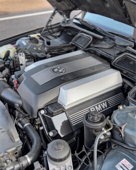 BMW 740iL E38 - 9