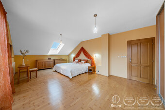 BOSEN | ZNÍŹENÁ CENA - Rodinný dom s pozemkom 924 m2 - 9