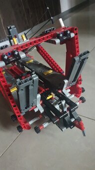 Technic lego 42098 + lego 42093 - stíhame do Vianoc - 9