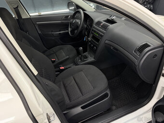 Škoda Octavia 1.6 MPI Family - 9