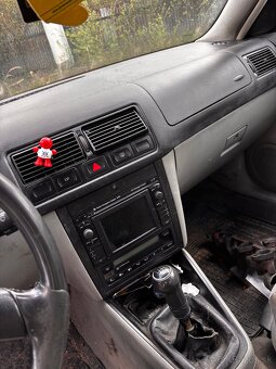 Golf 4 1.9 tdi ND - 9