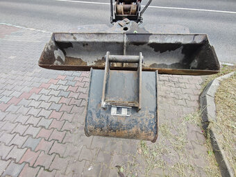 Pásový bagr Minibagr Caterpillar CAT 304 E 305E r.v2015 - 9