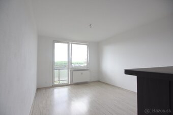 Na predaj pekný 3 izbový byt Bánovce nad Bebravou, 3x balkón - 9