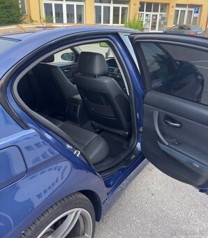 BMW E90 325i Automat xDrive - 9