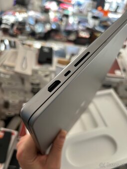 Apple Macbook Pro M1 Max 32gb ram 1TB disk - 9
