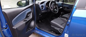 Toyota Yaris 1.5 VVT-iE Selection - 9
