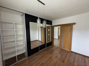 Na predaj  3-izbový byt po rekonštrukcii v atraktívnej lokal - 9