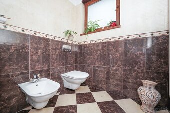 Rodinný dom v obci Rovinka na predaj - 9