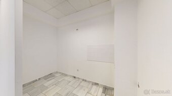 Obchodný priestor v centre Trnavy – ideálny pre vaše podnik - 9