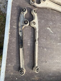 Rozpredám suzuki jimny 1.3 - 9