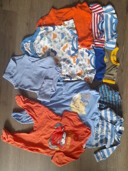 Predám vecičky mix 62/68 - 9