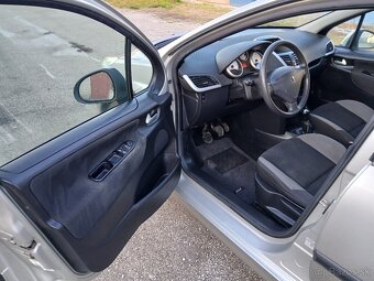 Peugeot 207 sw - 9