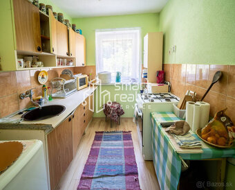 Na predaj, 4-6 izbový rodinný dom 160 m2, Zvolen - Neresnica - 9