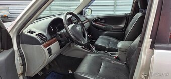 Suzuki Grand Vitara 2.0 BENZíN 4X4 SPECIAL EDITION - 9