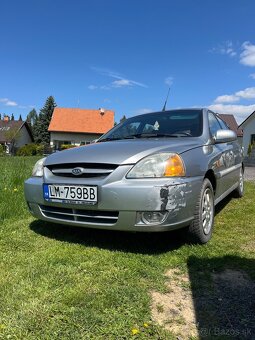 Kia Rio combi - 9