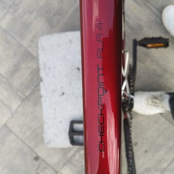Trek Checkpoint ALR 4 - 9