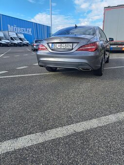 Mercedes benz CLA 180 - 9