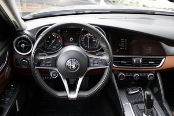 Alfa Romeo Giulia 2,2 Diesel - 9