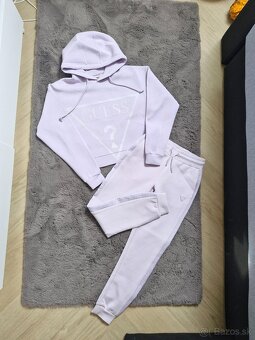 NOVE Guess teplakova a fitness suprava XS, XS/S - 9