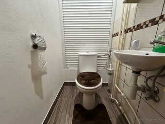 Ponúkam Vám na predaj 2 izbový byt v centre mesta Levice. - 9