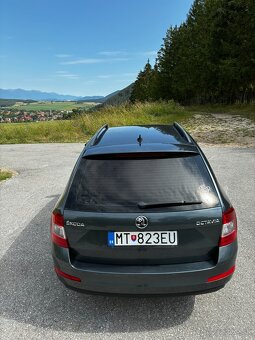 Škoda Octavia Combi III Business - 9