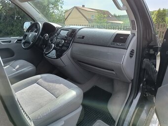 VW T5 Multivan 2,5TDi 128kW Highline 2005 NEHAVROVANÝ - 9
