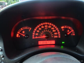 Predám Fiat panda 4x4 s motorom 1,2 benzín - 9