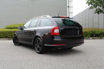 Škoda Octavia 2 RS combi - 9