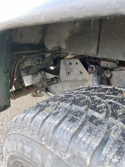 land rover defender - 9