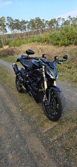 Ducati 848 streetfighter - 9