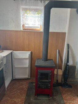 Na predaj- Záhradný dom v Starých Leviciach - 9