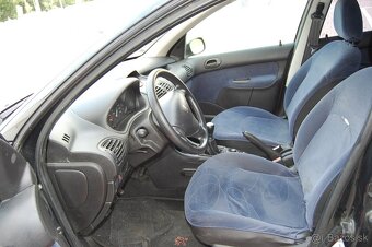Predám Peugeot 206 1.1 benzín - 9