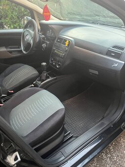 Fiat Punto Grande - 9