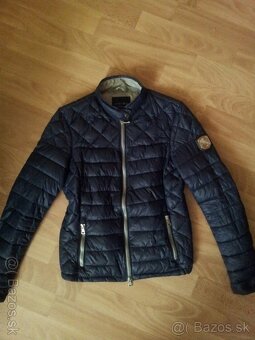 Nova vetrovka s kapucnou - 9