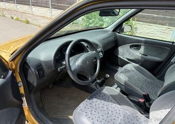 Citroën Saxo 1,1 i platná stk , dobrý stav benzín manuál - 9