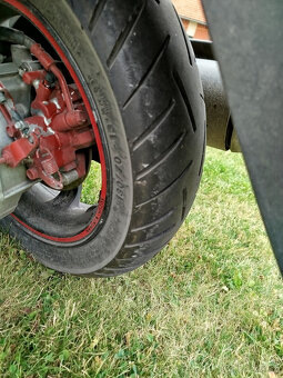 SUZUKI Burgman AN400 - 9