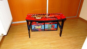 MULTIFUNKČNY STOLIK MC QUEEN S LAVICOU - 9