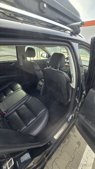 Škoda Superb Combi 2.0 TDI CR 4x4 140k Comfort DSG - 9