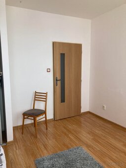 Prenájom čiastočne zariadený 2izbový - 9