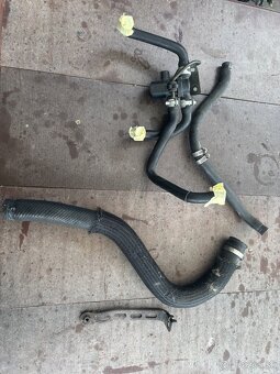 Gsxr 600 k5 diely - 9