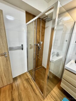 Moderný 4-izbový rodinný dom - 9