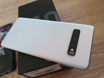 Samsung Galaxy S10 white - 9