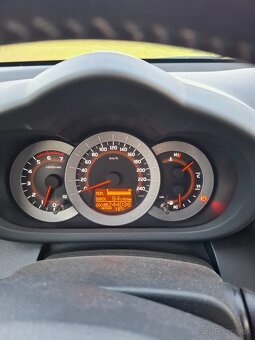Toyota rav4 - 9