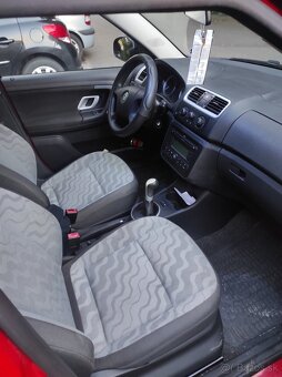 Predám Škoda fabia 2 1.2htp 44kw 2008 - 9