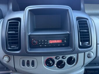 Renault Trafic 2,0 Dci 84kW Long 99tis km - 9